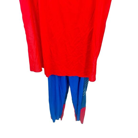 Superman costume size small - Picture 4 of 9